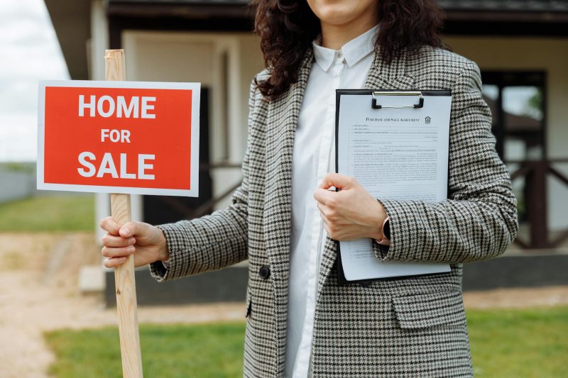 Home 3 Summer Solstice Savvy: Timing Your Home Purchase for Maximum Benefit in the Longest Days of the Year